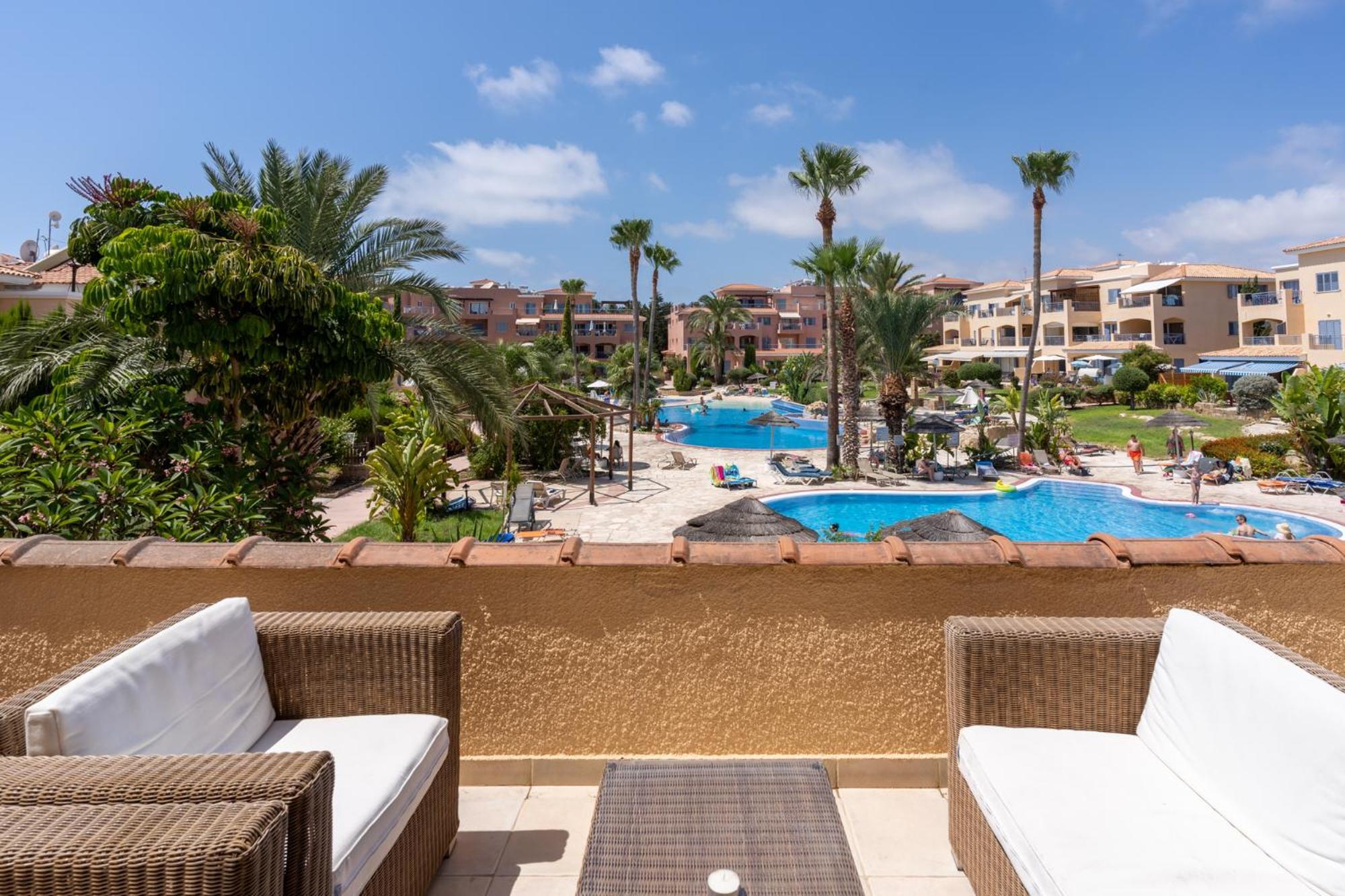 Tropical Paradise In Harbour Paphos, Central & Close To Beach エクステリア 写真